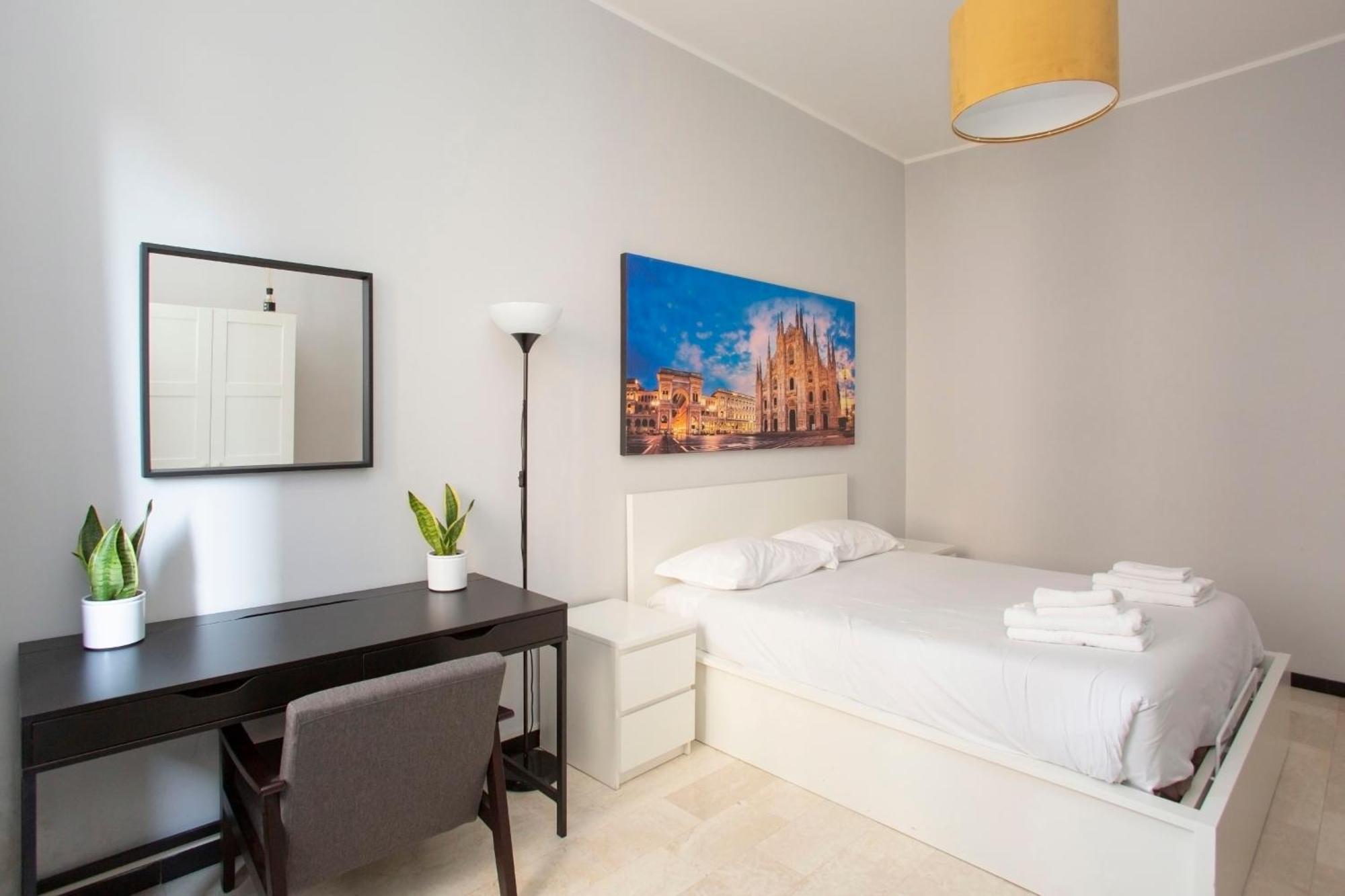 We Home - Duomo Marchese House Милано Екстериор снимка